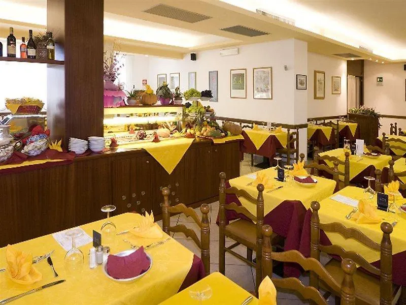 Hotel Kennedy Lido di Jesolo 3*,  Italien